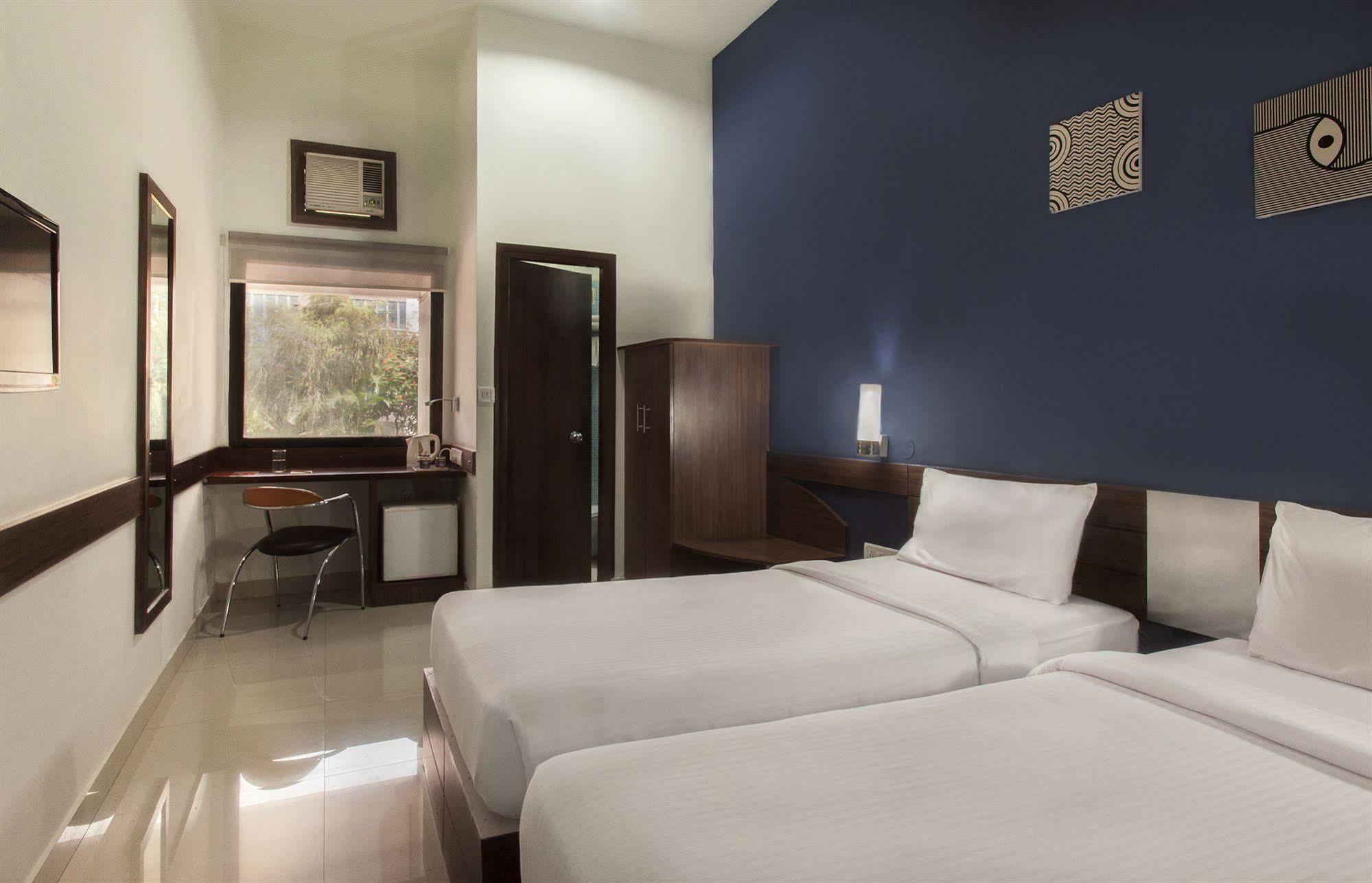 โรงแรมจินเจอร์ ปูเน่ - วากาด Pimpri-Chinchwad ภายนอก รูปภาพ